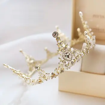 Gorgeous Sparkling Golden Plated Crystal Big Wedding Crown Headband Bridal Tiara Party Show Pageant Hair Accessories
Gorgeous Sparkling Golden Plated Crystal Big Wedding Crown Headband Bridal Tiara Party Show Pageant Hair Accessories