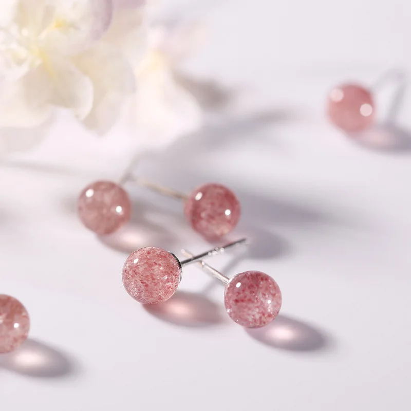 New Fashion Stud Earrings Cute Strawberry Quatrz Beads 100% 925 Sterling Silver Earrings Gemstone Earrings Female Fine Jewelry
New Fashion Stud Earrings Cute Strawberry Quatrz Beads 100% 925 Sterling Silver Earrings Gemstone Earrings Female Fine Jewelry
