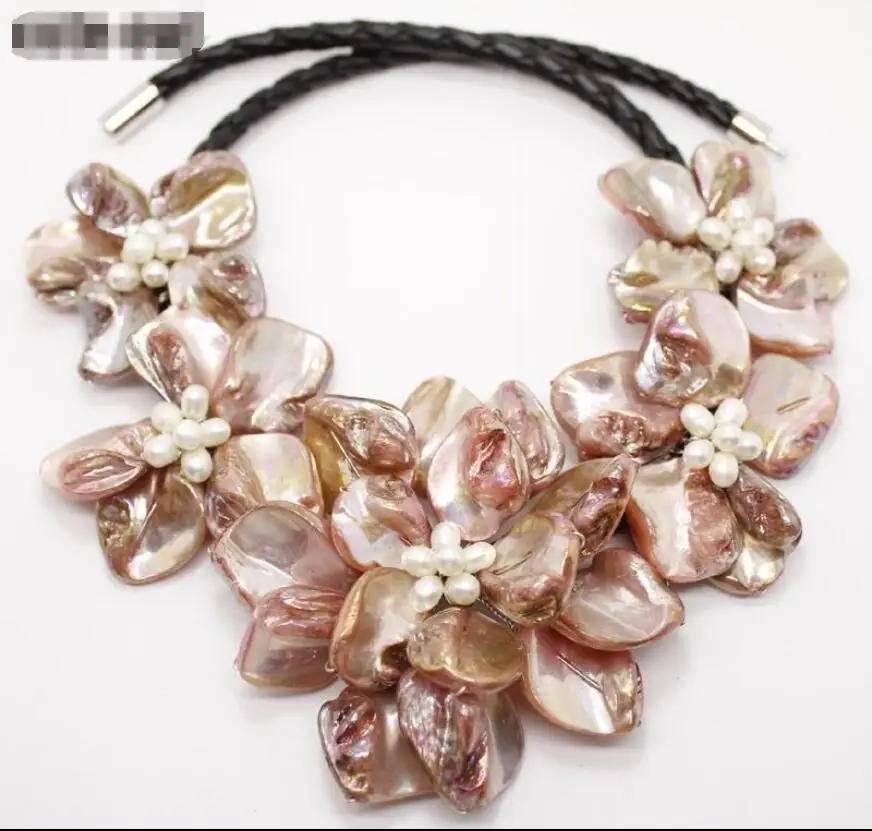 Hot sale new Style >>>>>Nice Baroque Soft pink 5 Shell Flowers & Cultured Pearls Statement Bib necklace
Hot sale new Style >>>>>Nice Baroque Soft pink 5 Shell Flowers & Cultured Pearls Statement Bib necklace