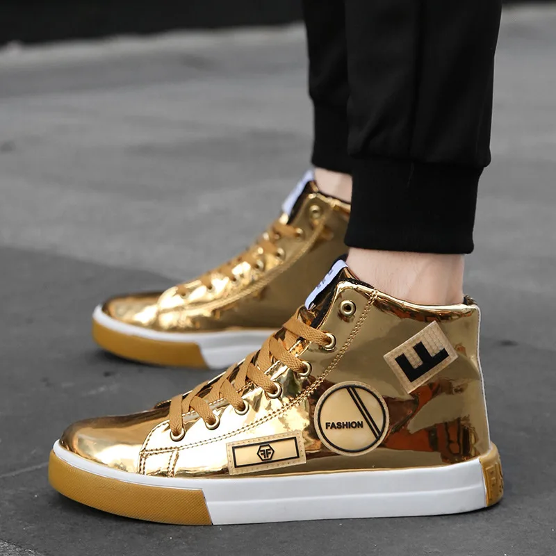 Men Casual Shoes Fashion High Top Sneakers Youth Boys Gold Black Hip Hop Boots Glossy Leather Designer Shoes Flats Size 39-46
Men Casual Shoes Fashion High Top Sneakers Youth Boys Gold Black Hip Hop Boots Glossy Leather Designer Shoes Flats Size 39-46