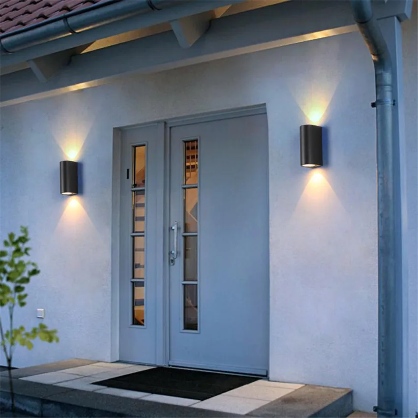 Outdoor Waterproof Wall Lamp LED Villa Wall Modern Foyer Pillar Courtyard Square Semicircular LED Outdoor Wall Sconce NR-57 Outdoor Waterproof Wall Lamp LED Villa Wall Modern Foyer Pillar Courtyard Square Semicircular LED Outdoor Wall Sconce NR-57