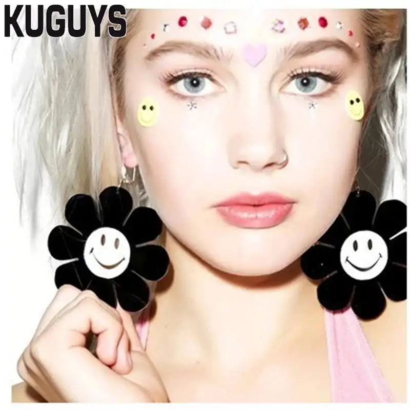 KUGUYS Acrylic Jewelry Custom Brincos Jewelry Black Flower Large Earrings for Women Pendientes Drop Earring Pendant Oorbellen
KUGUYS Acrylic Jewelry Custom Brincos Jewelry Black Flower Large Earrings for Women Pendientes Drop Earring Pendant Oorbellen