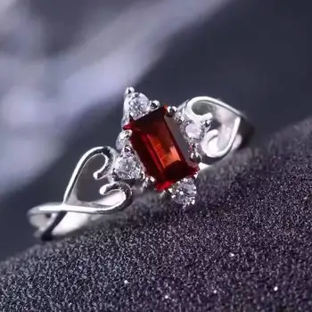 100% Fidelity Natural garnet Ring 925 sterling silver Natural 4*6mm red gemstone lace square Ring fine Jewelry for women party
100% Fidelity Natural garnet Ring 925 sterling silver Natural 4*6mm red gemstone lace square Ring fine Jewelry for women party