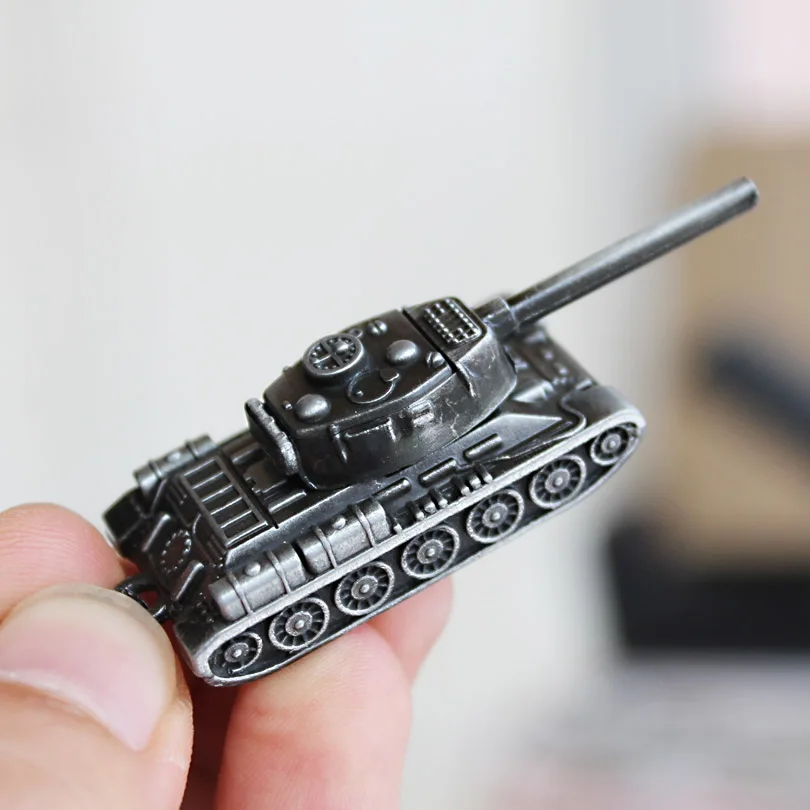 Tank Keychain Military fan Keychain Key ring Armored tank Chaveiro Jewelry Souvenirs Gift For Men
Tank Keychain Military fan Keychain Key ring Armored tank Chaveiro Jewelry Souvenirs Gift For Men