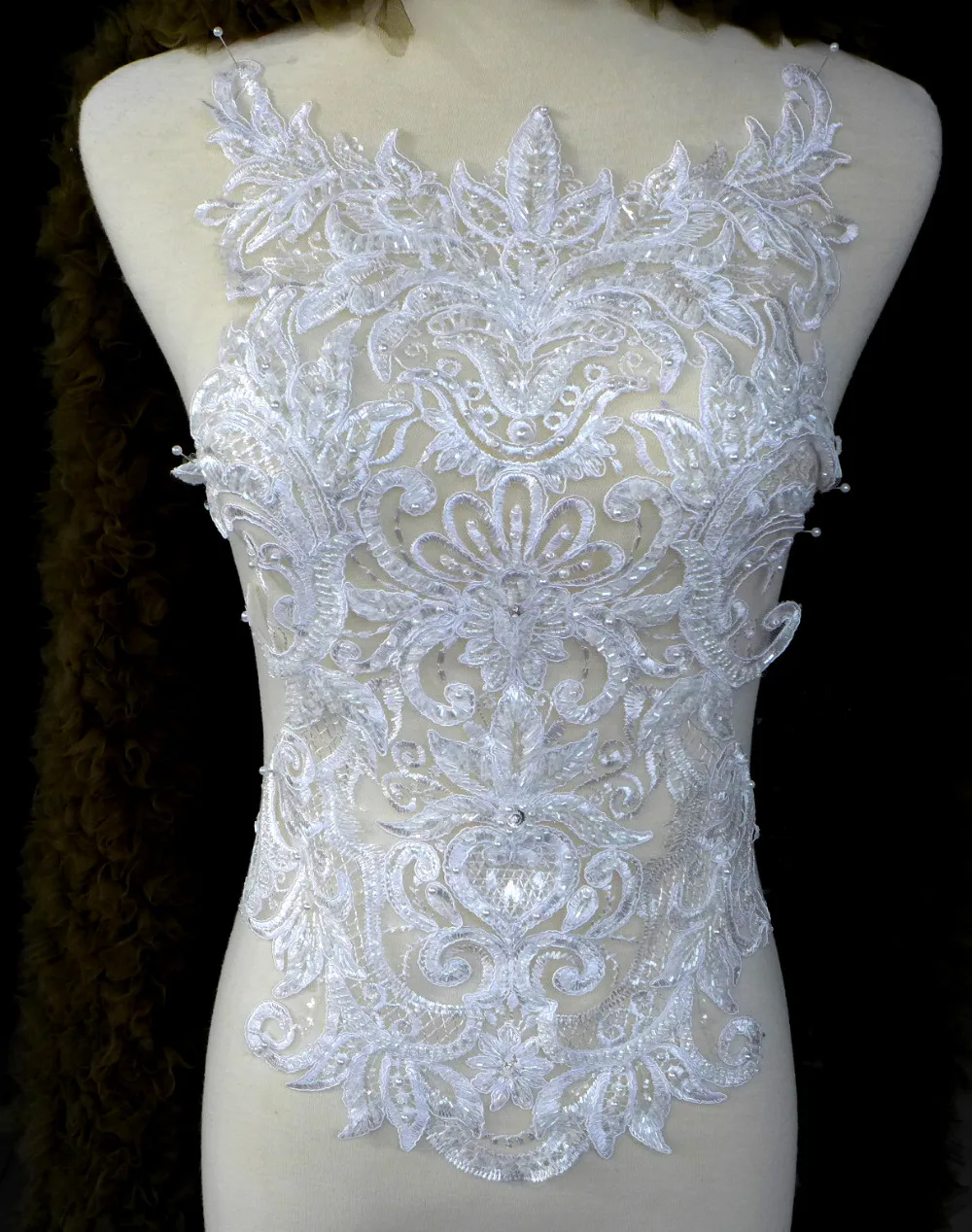 La Belleza New heavy handmade ivory/off white beaded bridel/wedding dress big Pieces Accessories 45X30cm by one piece
La Belleza New heavy handmade ivory/off white beaded bridel/wedding dress big Pieces Accessories 45X30cm by one piece