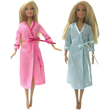 NK One Pcs Doll Bathrobe Bathroom Suits Winter Pajama Wear Sleeping Outfit For Barbie Doll Accessories Girls' Favourite Gift DZ
NK One Pcs Doll Bathrobe Bathroom Suits Winter Pajama Wear Sleeping Outfit For Barbie Doll Accessories Girls' Favourite Gift DZ