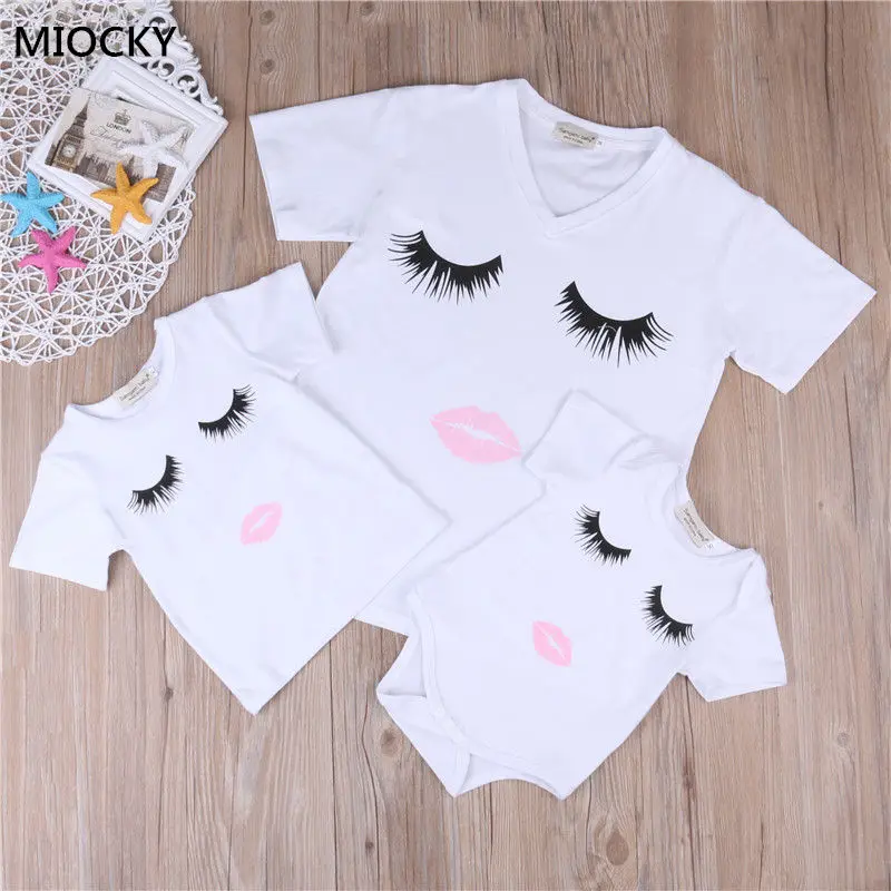 2019 Mom and Daughter Matching Clothes Women Mother&Kids Baby Girl Summer Short Sleeve Eyelash Bodysuit T Shirts Clothes E051
2019 Mom and Daughter Matching Clothes Women Mother&Kids Baby Girl Summer Short Sleeve Eyelash Bodysuit T Shirts Clothes E051