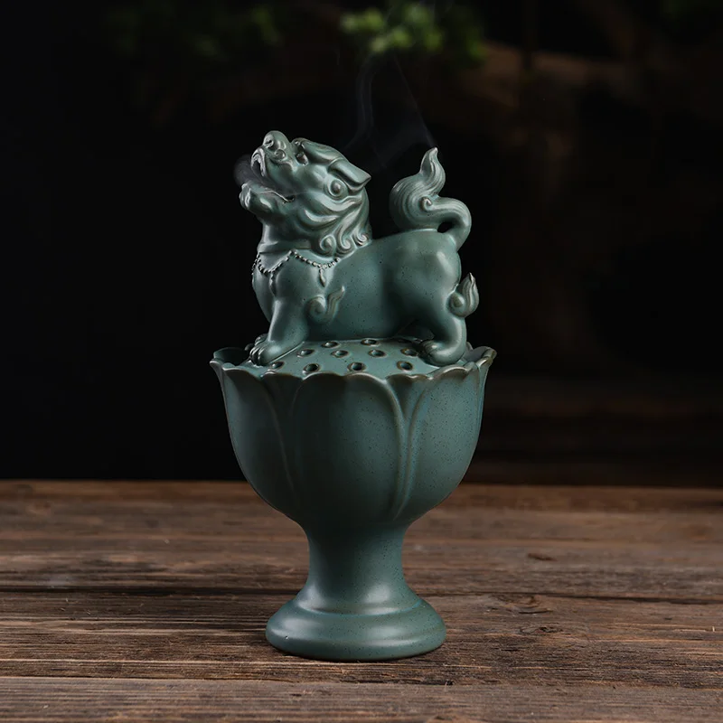 Oriental Clay Pottery, Incense Burner, Decoration, Office Living Room, Household Aromatherapy Accessories, Handicraft, Lotus Lio
Oriental Clay Pottery, Incense Burner, Decoration, Office Living Room, Household Aromatherapy Accessories, Handicraft, Lotus Lio