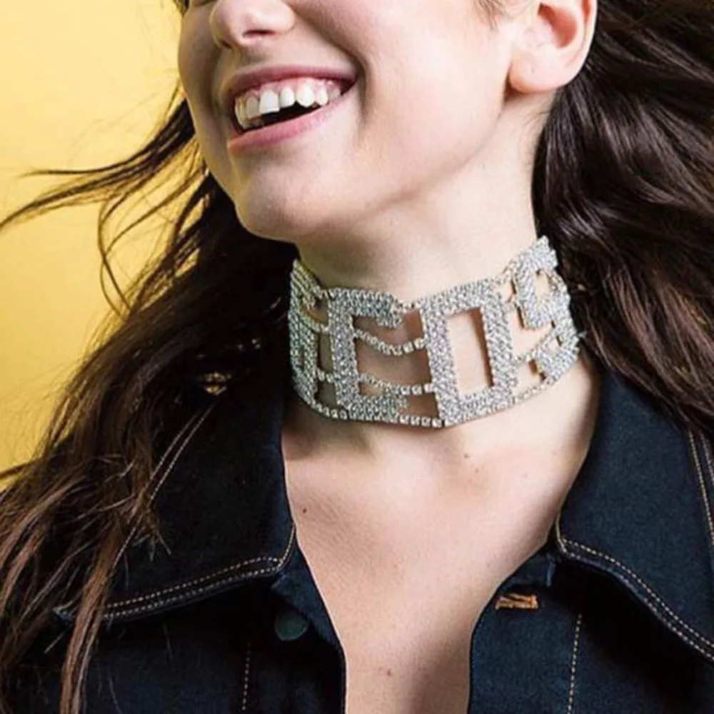 5 pcs Fashion Wide Crystal Choker Short GCDS Letter Shniy Rhinestone Necklace Jewelry For Women Collar Silver Collar Duftgold
5 pcs Fashion Wide Crystal Choker Short GCDS Letter Shniy Rhinestone Necklace Jewelry For Women Collar Silver Collar Duftgold