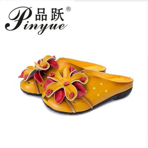 2018 Woman Genuine Leather Shoes For Woman Slippers Slip-On Outdoor Slippers Women Shoes Flat with Sandals Floral
2018 Woman Genuine Leather Shoes For Woman Slippers Slip-On Outdoor Slippers Women Shoes Flat with Sandals Floral