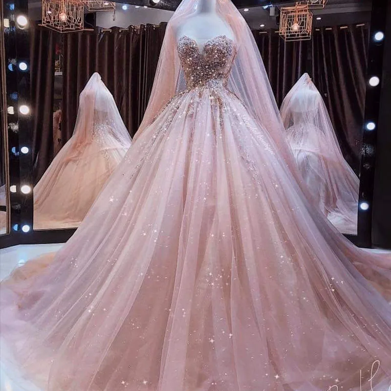 Luxury 2019 A-Line Wedding Dresses Lace Cathedral Lace-up Back Bridal Gowns Sweetheart Appliques Beaded Garden Free Sets Free
Luxury 2019 A-Line Wedding Dresses Lace Cathedral Lace-up Back Bridal Gowns Sweetheart Appliques Beaded Garden Free Sets Free