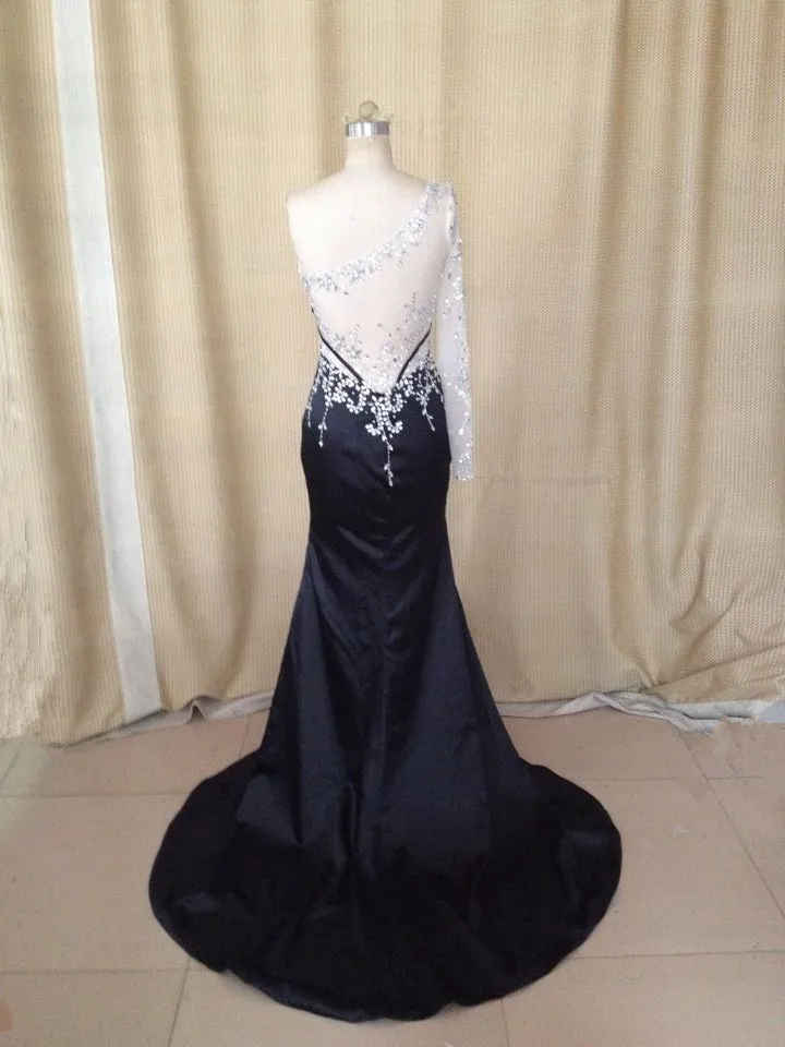 Sexy See Through Long Single Sleeve Beading Black Evening Dress Floor Length Formal Dresses
Sexy See Through Long Single Sleeve Beading Black Evening Dress Floor Length Formal Dresses