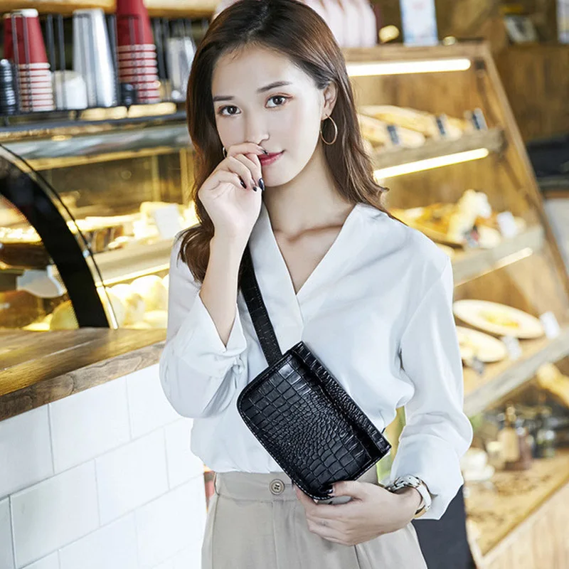 AHCLY Waist Bag women Fashion Alligator Waist Pack Belt Bag High quality Female Fanny Pack Vintage Leather Chest Bag Black
AHCLY Waist Bag women Fashion Alligator Waist Pack Belt Bag High quality Female Fanny Pack Vintage Leather Chest Bag Black