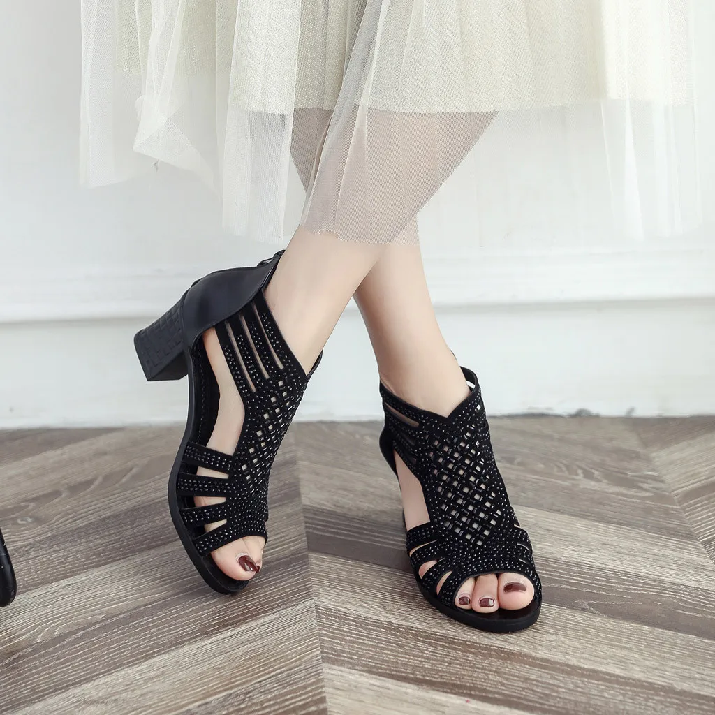 2019 New Fashion Boots Spring Summer Ladies Women Crystal Sandals Fashion Fish Mouth Hollow Roma Shoes Lady Shoes Drop Shipping
2019 New Fashion Boots Spring Summer Ladies Women Crystal Sandals Fashion Fish Mouth Hollow Roma Shoes Lady Shoes Drop Shipping