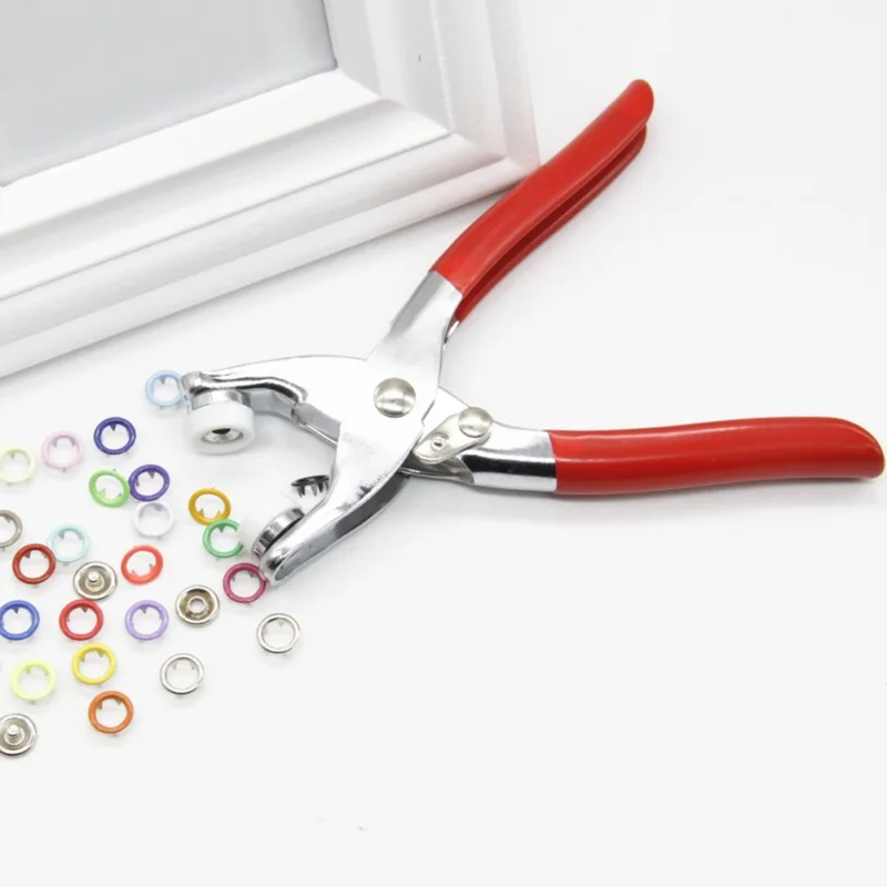 DIY clothing accessories 9.5mm five-prong button installation tool 10mm solid five-prong buckle hand pressure pliers
DIY clothing accessories 9.5mm five-prong button installation tool 10mm solid five-prong buckle hand pressure pliers