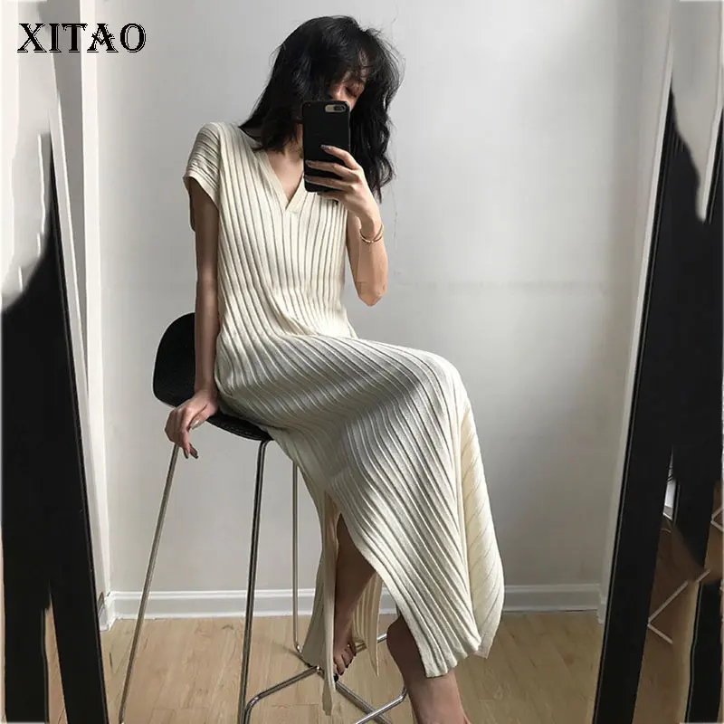 XITAO Split Knitted Straight Dress Women Korea Fashion New V Neck Long Batwing Sleeve Pullover 2019 Autumn Elegant WLD1934
XITAO Split Knitted Straight Dress Women Korea Fashion New V Neck Long Batwing Sleeve Pullover 2019 Autumn Elegant WLD1934