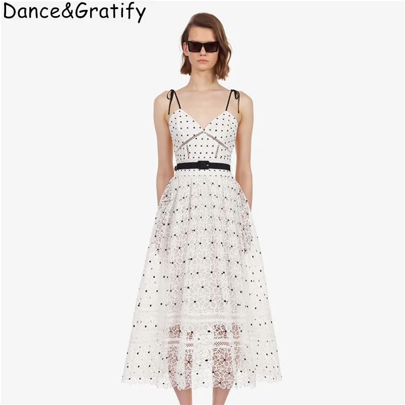 High Quality Self Portrait Dress 2019 Women Sexy V-neck Spaghetti Strap Long Midi Dress White Polka Dot Lace Club Party Dress
High Quality Self Portrait Dress 2019 Women Sexy V-neck Spaghetti Strap Long Midi Dress White Polka Dot Lace Club Party Dress