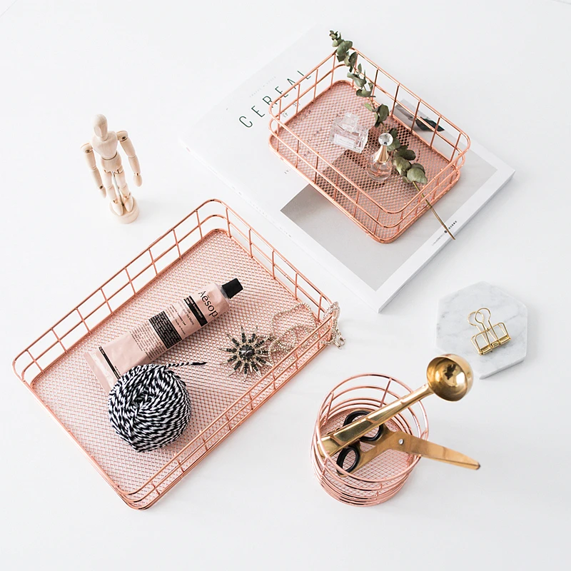 Scandinavian Iron Storage Basket Chic Nordic Small Item Storage Basket Rose Gold Desktop Jewelry Food Storage Box for Home Decor
Scandinavian Iron Storage Basket Chic Nordic Small Item Storage Basket Rose Gold Desktop Jewelry Food Storage Box for Home Decor