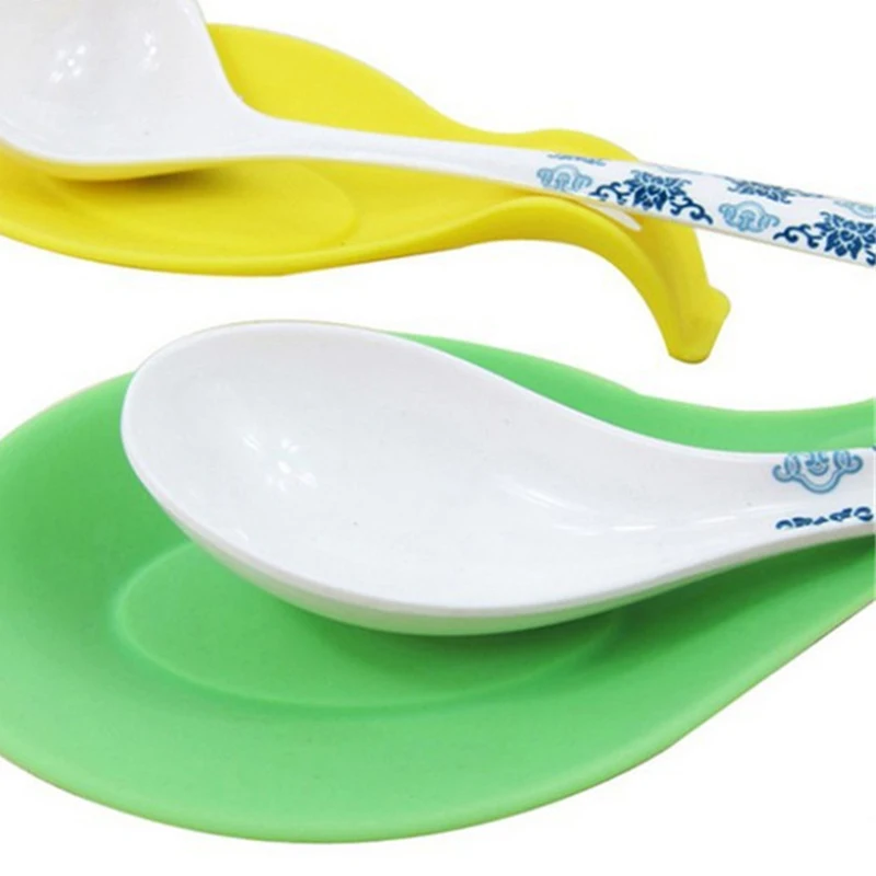 1Pc Kitchen Accessories Small Silicone Spoon Mat Spatula European Style Spoon Pad for Kitchen Gadget Kitchen Tools
1Pc Kitchen Accessories Small Silicone Spoon Mat Spatula European Style Spoon Pad for Kitchen Gadget Kitchen Tools