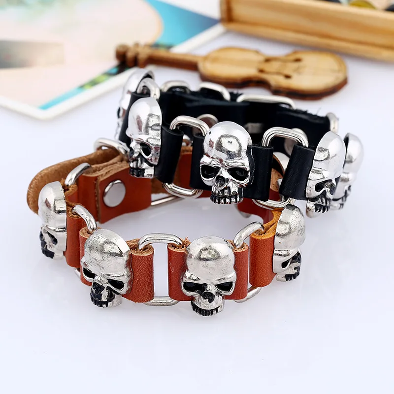 Gothic Biker Mens Chain Boys Pirate Skull Link Alloy Bracelet Adjustable Size Wholesale Silver Plated Leather Fashion Jewelry
Gothic Biker Mens Chain Boys Pirate Skull Link Alloy Bracelet Adjustable Size Wholesale Silver Plated Leather Fashion Jewelry