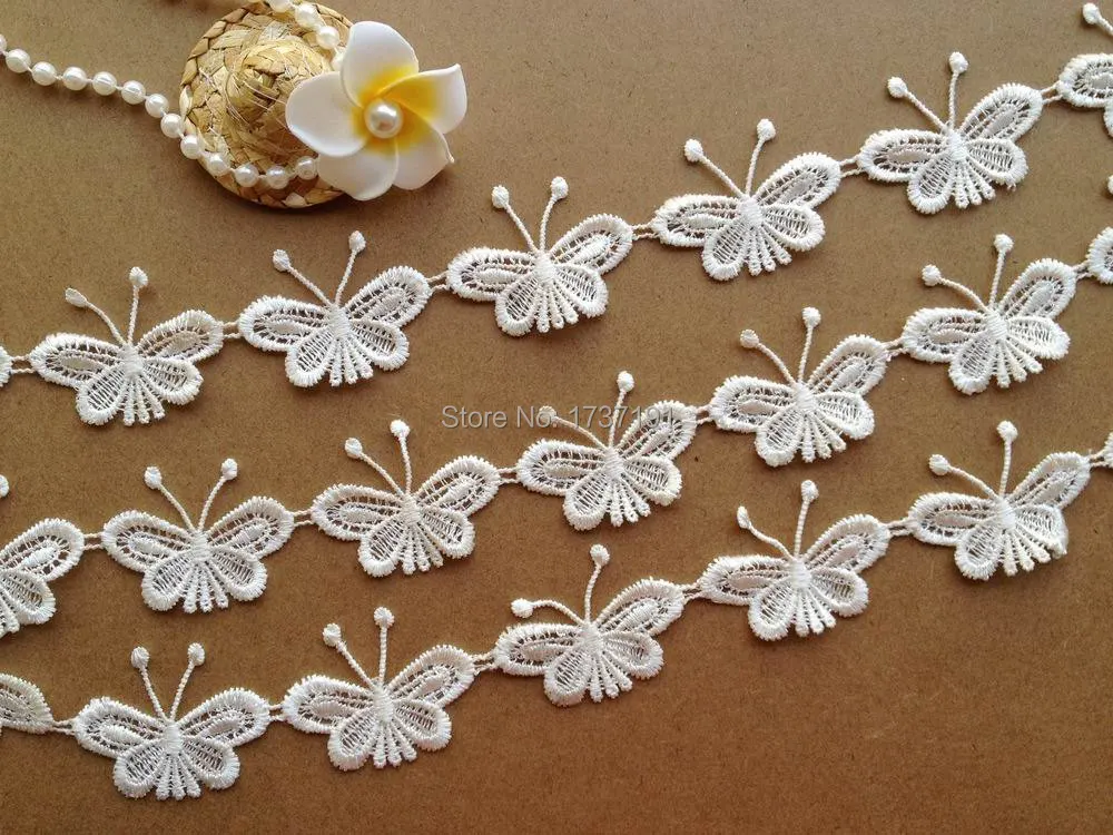 Chic Venise Butterfly Lace Trim Ivory Butterfly Lace Applique For Weddings, Scrapbooks, Dolls, Embellishment
Chic Venise Butterfly Lace Trim Ivory Butterfly Lace Applique For Weddings, Scrapbooks, Dolls, Embellishment