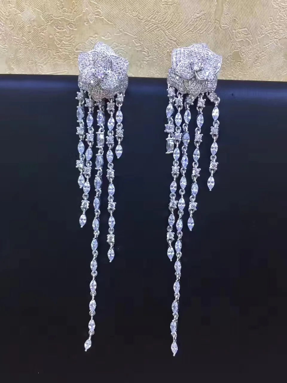 long tassels earring top quality 925 sterling silver with cubic zircon flower drop earring fashion women jewelry free shipping
long tassels earring top quality 925 sterling silver with cubic zircon flower drop earring fashion women jewelry free shipping