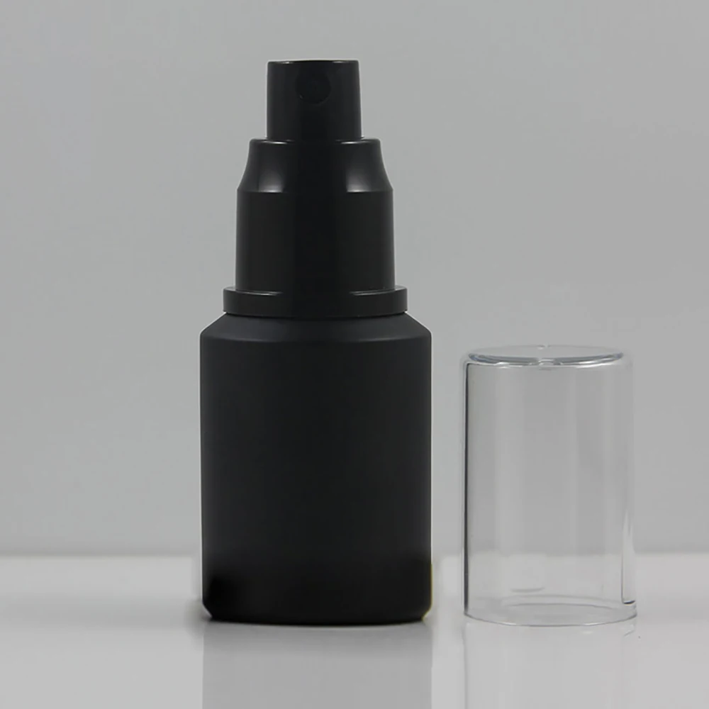 20pcs 30ml black frosted Glass travel refillable perfume bottle with black plastic sprayer,perfume container,perfume packing
20pcs 30ml black frosted Glass travel refillable perfume bottle with black plastic sprayer,perfume container,perfume packing
