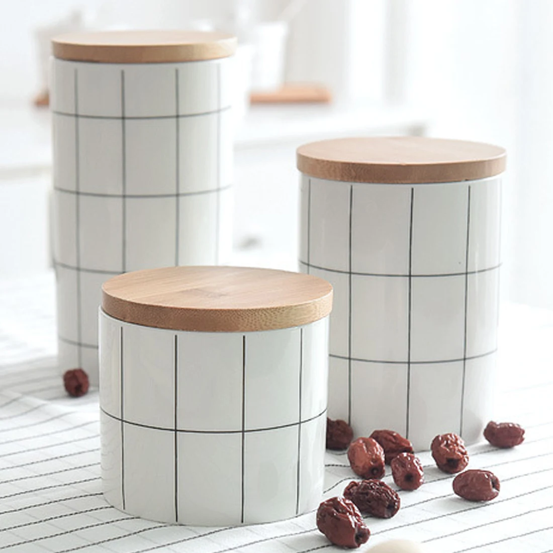 iTECHOR Storage Jars Round Heat Resistant Ceramic Sealed Can Storage Jar Tea Coffee Storage Jars Kitchen
iTECHOR Storage Jars Round Heat Resistant Ceramic Sealed Can Storage Jar Tea Coffee Storage Jars Kitchen
