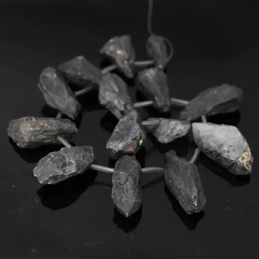 15.5"Strand Gun Black Titanium Large Quartz Crystal Geode Top Drilled Freeform Nugget Pendant Bead,Raw Crystal Druzy Point Beads
15.5"Strand Gun Black Titanium Large Quartz Crystal Geode Top Drilled Freeform Nugget Pendant Bead,Raw Crystal Druzy Point Beads