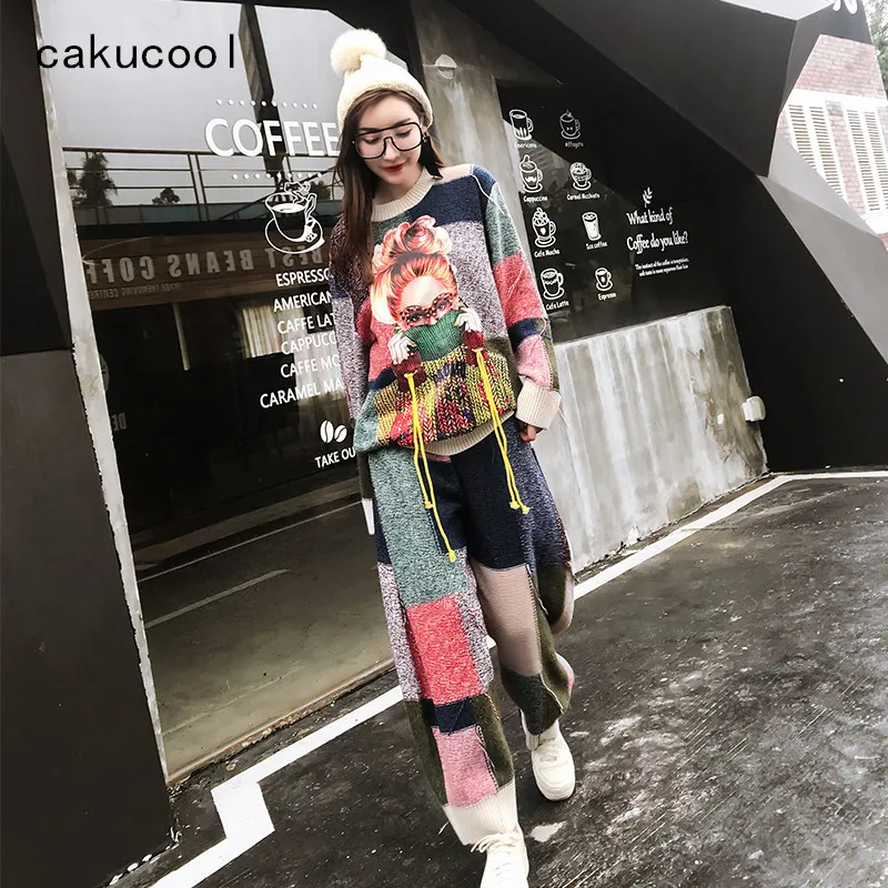 Cakucool New Autumn Color Patch Knit Set Women Girl Print Two Pieces Pantalon Set Casual Loose Chic Sweater and Capris Conjunto
Cakucool New Autumn Color Patch Knit Set Women Girl Print Two Pieces Pantalon Set Casual Loose Chic Sweater and Capris Conjunto