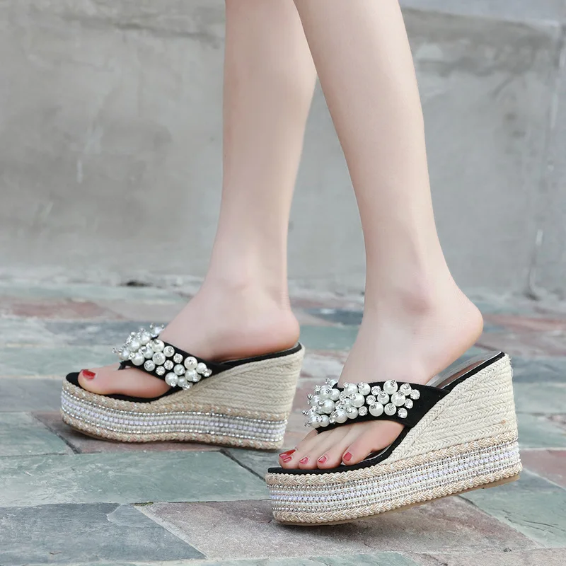 2019 Sandals and Slippers Women's New Beach Pearl Slope Thick Bottom Flip-flop Heels Chq828-6 for Girl Shoes
2019 Sandals and Slippers Women's New Beach Pearl Slope Thick Bottom Flip-flop Heels Chq828-6 for Girl Shoes