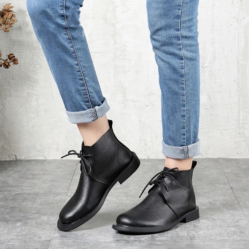 Genuine Leather Women's Martin Boots Preppy Style Flat Heels Women Flat Heels Shoes New Spring Autumn black Footwear size 35 40
Genuine Leather Women's Martin Boots Preppy Style Flat Heels Women Flat Heels Shoes New Spring Autumn black Footwear size 35 40