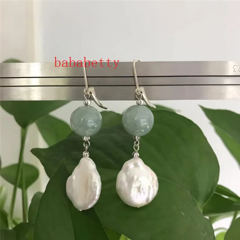 Natural white 16-20MM irregular coin shape pearls and Natural 12MM green jades 925 sterling silver hooks earrings
Natural white 16-20MM irregular coin shape pearls and Natural 12MM green jades 925 sterling silver hooks earrings