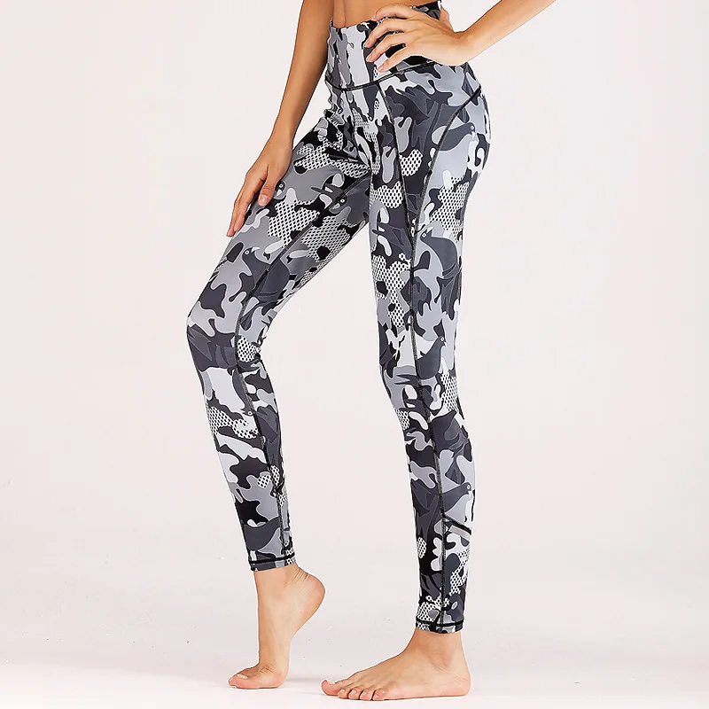 Woman Yoga Leggings for Fitness Pants Printed Reflective Strip Yoga Pants High Waisted Sports Wear for Women Gym
Woman Yoga Leggings for Fitness Pants Printed Reflective Strip Yoga Pants High Waisted Sports Wear for Women Gym