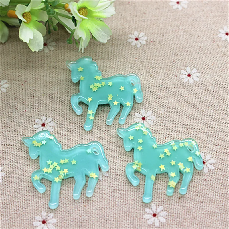 10pcs Kawaii Blue Horse Sparkle Star Inside Resin Flatback Cabochon DIY Scrapbooking Embellishments Making,36*39mm
10pcs Kawaii Blue Horse Sparkle Star Inside Resin Flatback Cabochon DIY Scrapbooking Embellishments Making,36*39mm
