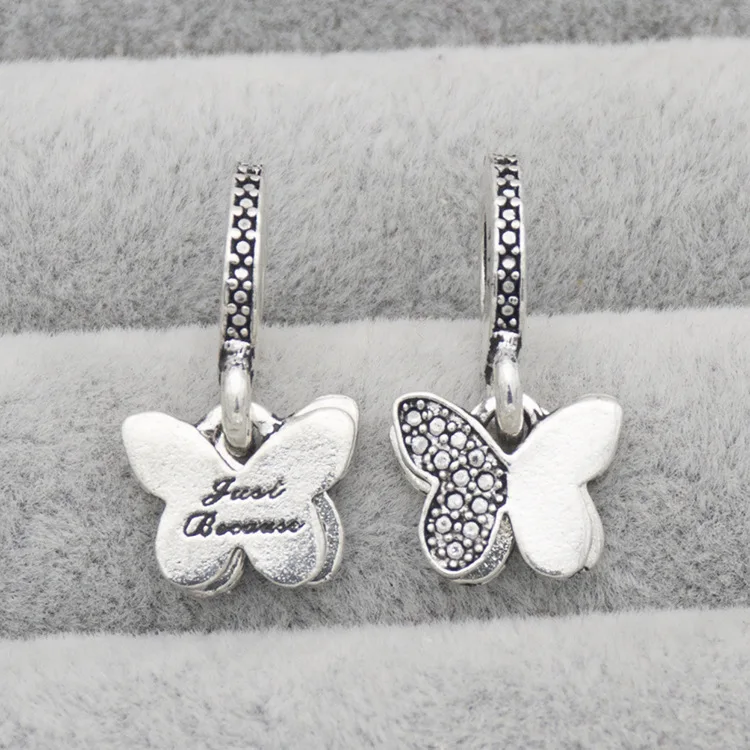 free shipping 1pc plated butterfly bead charms fit european pandora style bracelet B060(2)
free shipping 1pc plated butterfly bead charms fit european pandora style bracelet B060(2)
