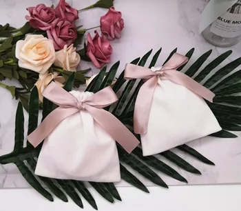 10pcs white solid velvet fabric gift pouches wedding candy boxes kawaii jewelry packing velvet drawstring pouches gift bags dec
10pcs white solid velvet fabric gift pouches wedding candy boxes kawaii jewelry packing velvet drawstring pouches gift bags dec