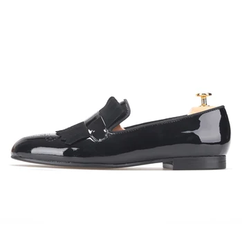 Men Black Patent Leather shoes with Classical Emboss Printing and Suede Fringe Party mens dress shoes
Men Black Patent Leather shoes with Classical Emboss Printing and Suede Fringe Party mens dress shoes