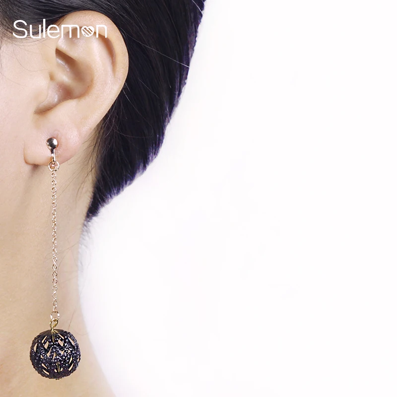 Black Ball Earrings No Hole Ear Clip Fashion Metal Hollow Ball Clip On Earrings Non Pierced Women Tassel Earring Jewelry CE157
Black Ball Earrings No Hole Ear Clip Fashion Metal Hollow Ball Clip On Earrings Non Pierced Women Tassel Earring Jewelry CE157