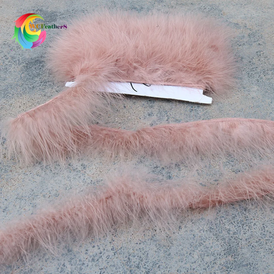 New High quality Soft pink fully Marabou feather trims width 5-8cm Turkey feathers for Clothing/Skirt/Dress Accessories Deco
New High quality Soft pink fully Marabou feather trims width 5-8cm Turkey feathers for Clothing/Skirt/Dress Accessories Deco