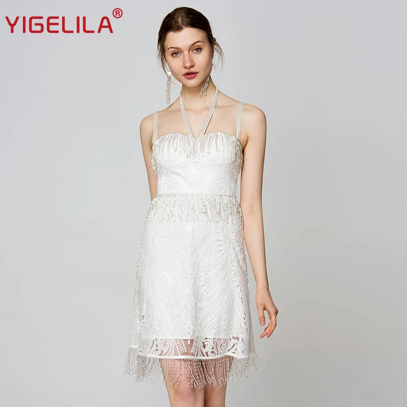 YIGELILA 2019 Women White Tassel Dress Fashion Beading Halter Sleeveless Empire Knee Length Backless Party Dress Vestidos 63960
YIGELILA 2019 Women White Tassel Dress Fashion Beading Halter Sleeveless Empire Knee Length Backless Party Dress Vestidos 63960
