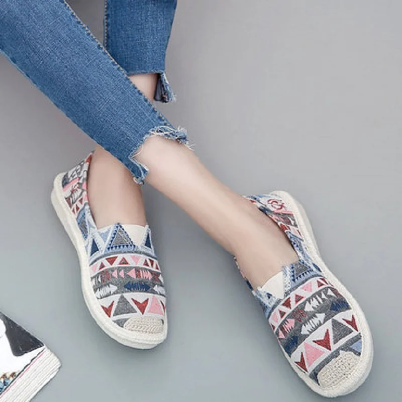 Fisherman shoes female spring and summer 2018 new breathable shallow mouth canvas shoes flat student lazy lightweight shoes
Fisherman shoes female spring and summer 2018 new breathable shallow mouth canvas shoes flat student lazy lightweight shoes