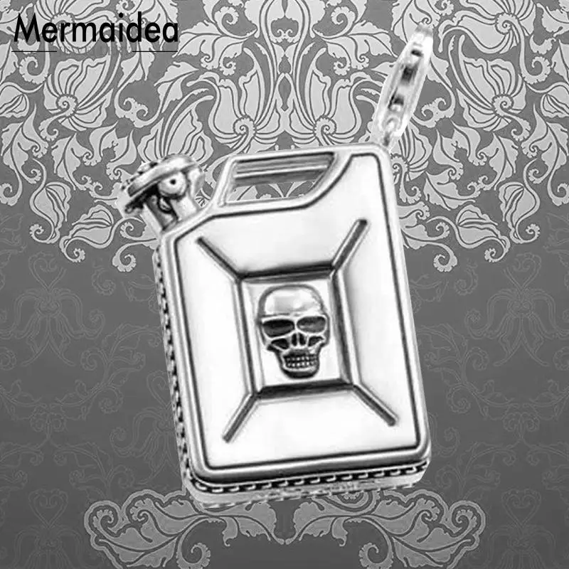 Skull Oil Drum Pendants 2019 Punk Fashion Jewelry 925 Sterling Silver Blackened Gift For Men Boy Fit Necklace 2019 New
Skull Oil Drum Pendants 2019 Punk Fashion Jewelry 925 Sterling Silver Blackened Gift For Men Boy Fit Necklace 2019 New