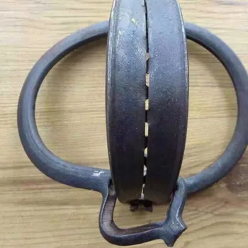 Strong Power Leg Hold Animal Trap wild boar trap sus scrofa trap wild dog trap pye-dog trap fox trap wolf trap with low price
Strong Power Leg Hold Animal Trap wild boar trap sus scrofa trap wild dog trap pye-dog trap fox trap wolf trap with low price
