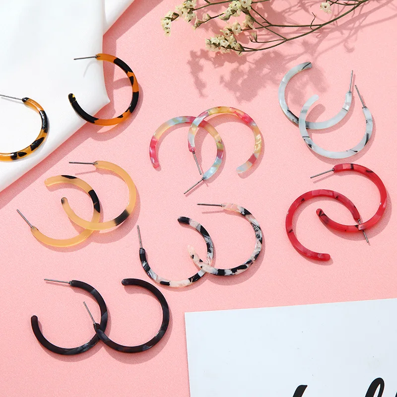 Fashion Bohemia Simple Acrylic Leopard Circle Earrings Vintage Trendy Resin Semicircle Geometric Earrings for Women Gift Jewelry
Fashion Bohemia Simple Acrylic Leopard Circle Earrings Vintage Trendy Resin Semicircle Geometric Earrings for Women Gift Jewelry