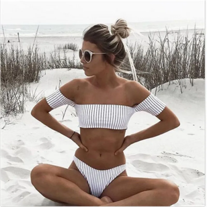 2017 Hot sell Women Off Shoulder Ruffles Striped Bikini Set Two Pieces Swimsuit Swimwear Beachwear Swimsuit Bathing Suit W
2017 Hot sell Women Off Shoulder Ruffles Striped Bikini Set Two Pieces Swimsuit Swimwear Beachwear Swimsuit Bathing Suit W