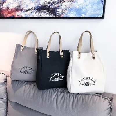 New women's bag printing hit color mother two-piece canvas portable tote bag wild large capacity shoulder Messenger bag
New women's bag printing hit color mother two-piece canvas portable tote bag wild large capacity shoulder Messenger bag