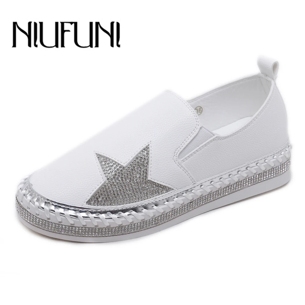 2018 Autumn Women Leather Loafers Fashion Ballet Flats White Black Shoes Woman Slip On Rhinestone Boat Shoes Moccasins
2018 Autumn Women Leather Loafers Fashion Ballet Flats White Black Shoes Woman Slip On Rhinestone Boat Shoes Moccasins