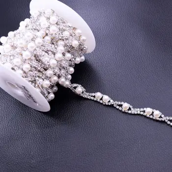 5Yards Thin design Cheap Pearl Rhinestones chain clothing Garment Bag Shoes Appliques Trimming White color Sewing craft DIY
5Yards Thin design Cheap Pearl Rhinestones chain clothing Garment Bag Shoes Appliques Trimming White color Sewing craft DIY