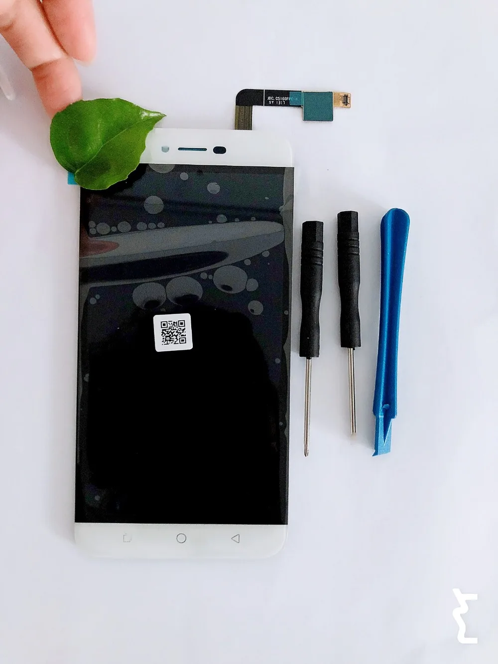 Wholesale 5.5" White Gold Color LCD Display + Touch Screen Digitizer Assembly For Coolpad Torino R108 Phone Parts Replacement
Wholesale 5.5" White Gold Color LCD Display + Touch Screen Digitizer Assembly For Coolpad Torino R108 Phone Parts Replacement